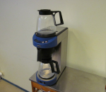 Kahvinkeitin Metos M200 240V, käytetty, 2 kpl lasikannu, suodatinsuppilo, automaattinen vedentäyttö