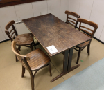 Pöytä ja 4 kpl tuoli (51)