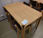 Pöytä ja 4 kpl tuoli (73)