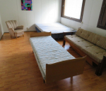 Taulut, sängyt, sohva, nojatuoli (127)
