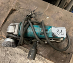 31. Makita DA3000R kulmahiomakone